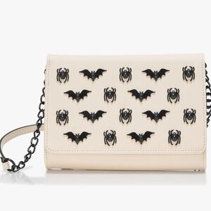🔹️BETSEY JOHNSON🔹️ XOSYBIL 3 CROSSBODY  CHALK PURSE BAT SPIDER 🖤